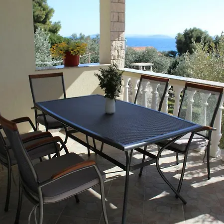 Holiday home Robinzon Kuca Vila Valentina Zadar