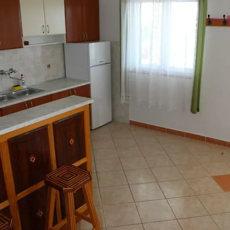 Robinzon Kuca Vila Valentina Сasa de vacaciones