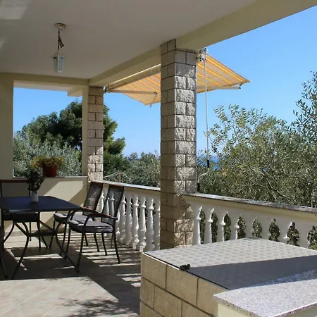 Ferienhaus Robinzon Kuca Vila Valentina